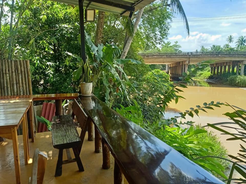 Suankafae Resort สวนกาแฟรีสอร์ท Surat Thani Exteriér fotografie